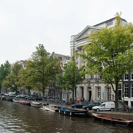 De 9 Straatjes Apartman *